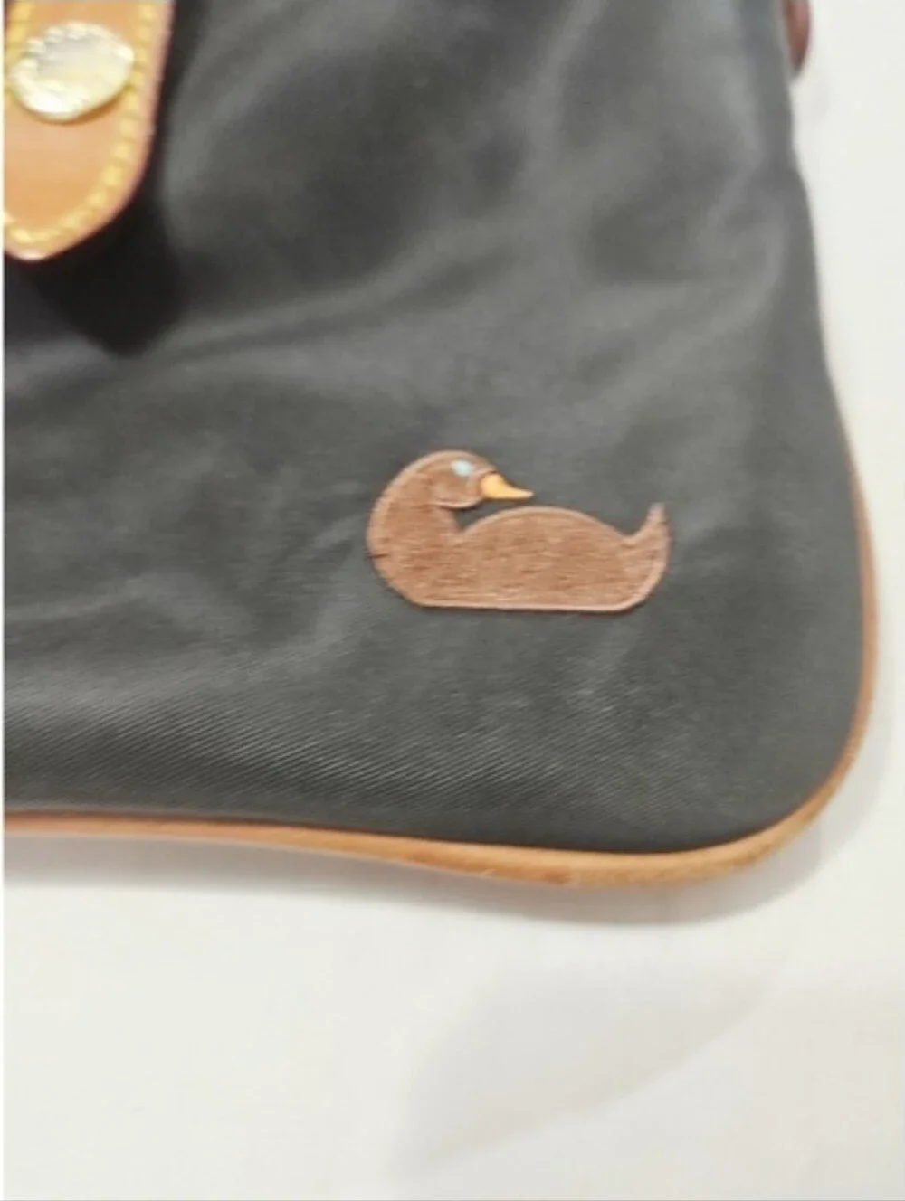 Dooney & Bourke compact dooney